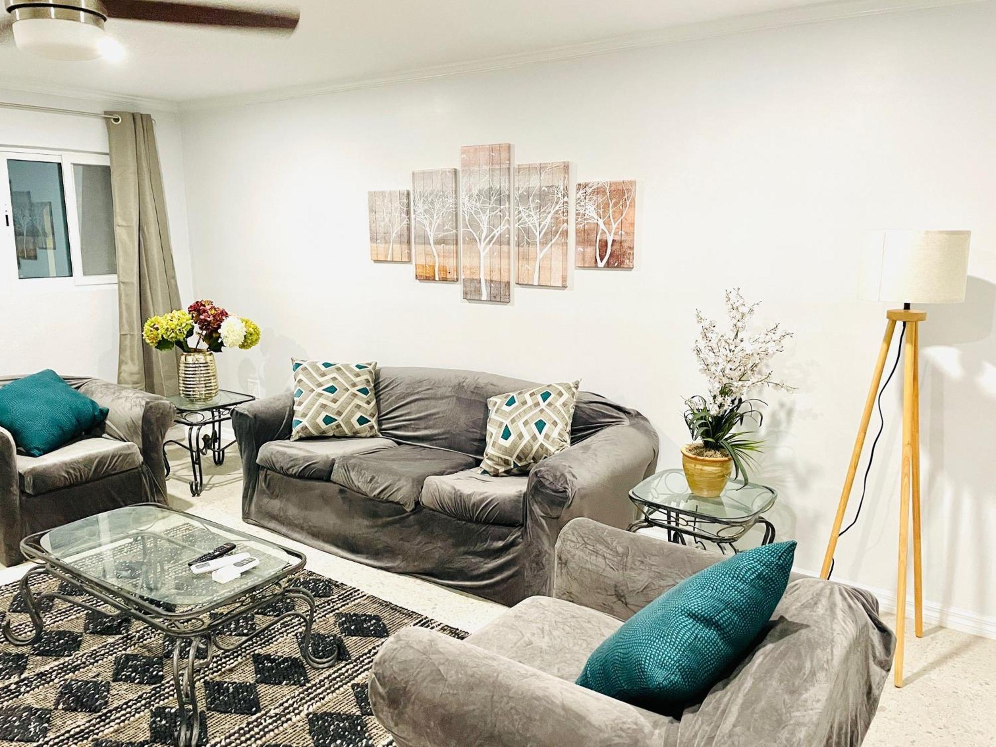 Studio, 100 Feet From The Beach แนสซอ ภายนอก รูปภาพ